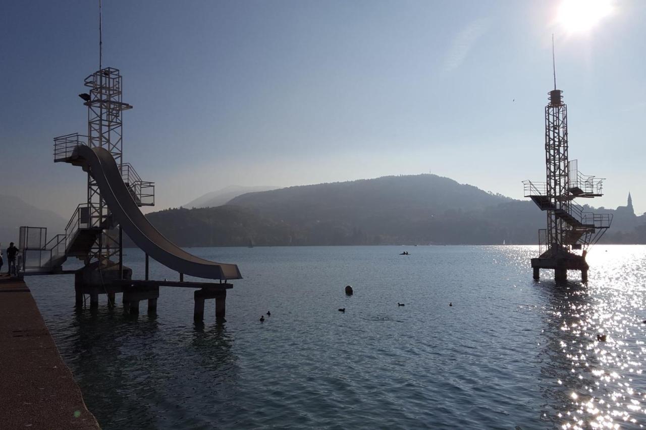 Le Grand Large - T3 parking&balcon en bord de lac moderne lumineux Lejlighed Annecy Eksteriør billede