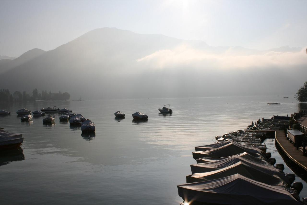 Le Grand Large - T3 parking&balcon en bord de lac moderne lumineux Lejlighed Annecy Eksteriør billede